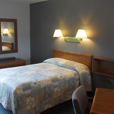 Comstock Park Swan Inn Motel מראה חיצוני תמונה