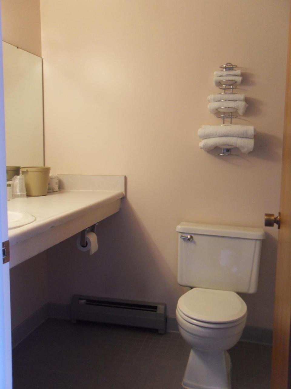 Comstock Park Swan Inn Motel מראה חיצוני תמונה